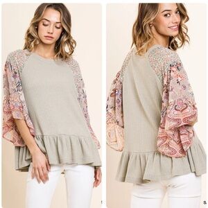 Umgee Boho Waffle Knit Top with Floral Trim bell sleeves/ Oversized Small